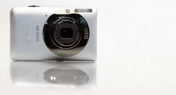 Review – Canon Ixus 105 13 Canon Ixus 105 01