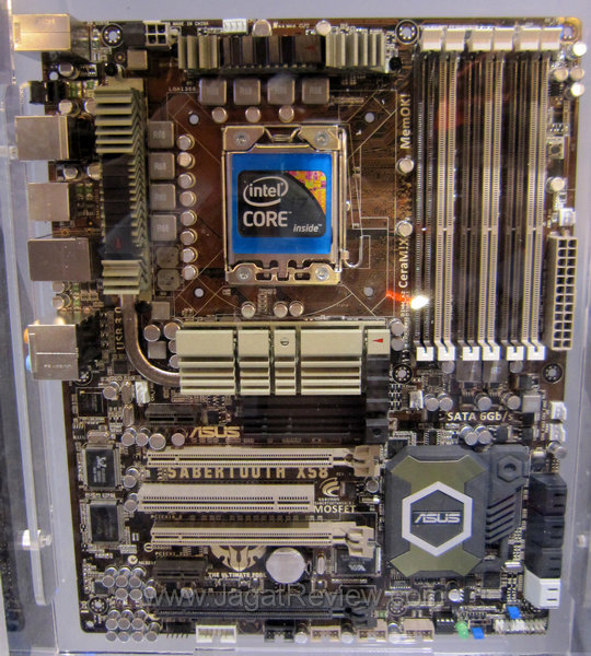 asus_sabertooth_x58