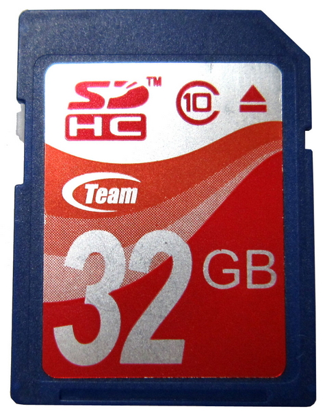 Team 32 GB SDHC Class 10: Besar dan Ngebut 42 team 1 R