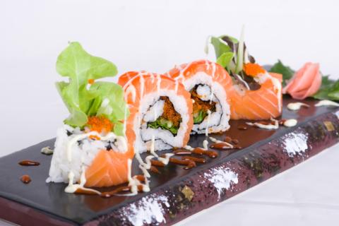 Ootoya Indonesia: Seratus Persen Citarasa Jepang 2 Salmon Roll