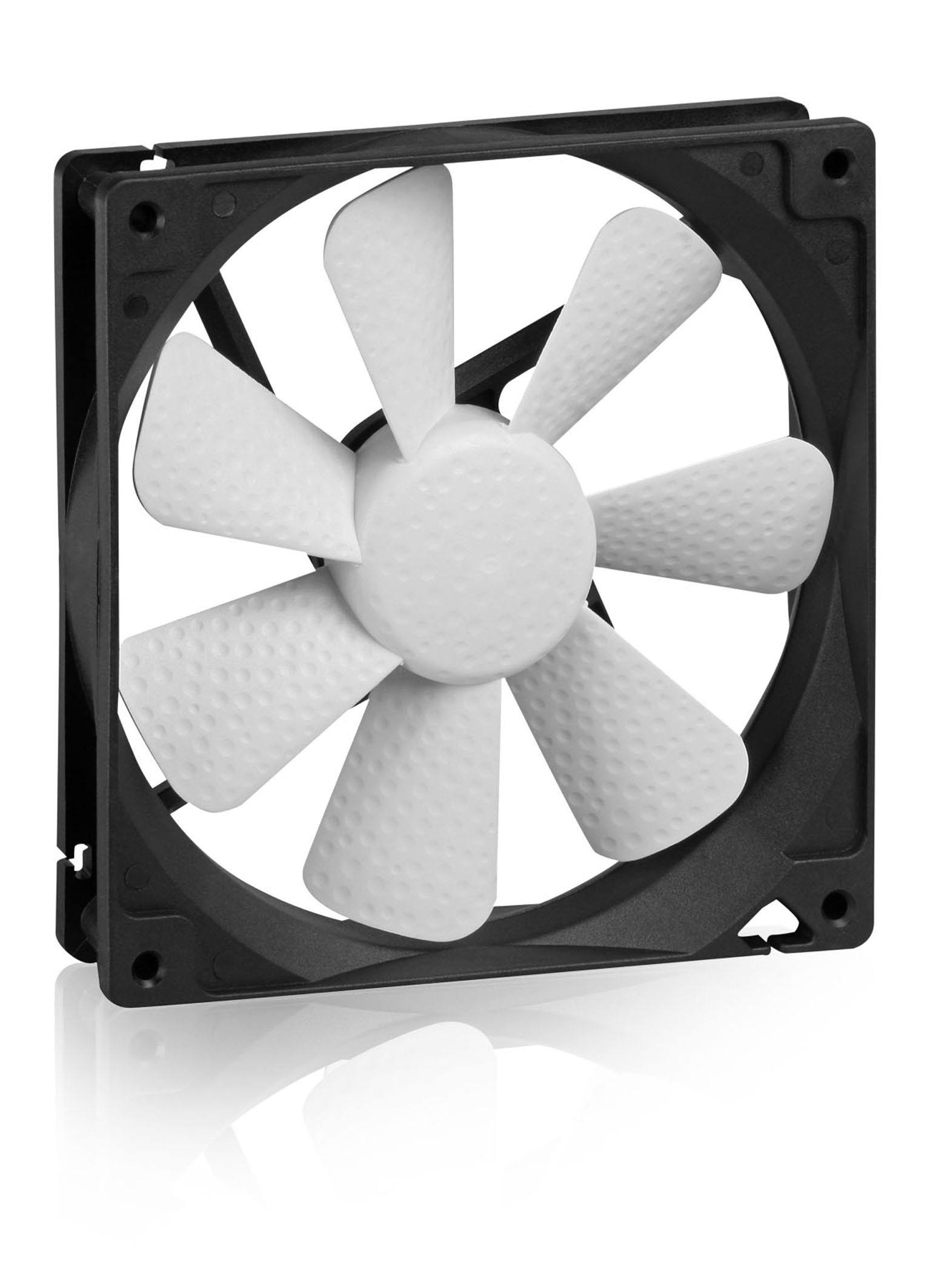 Golf Ball Fan as 140mm Version with 800 rpm 8 Sharkoon Silent Eagle 800