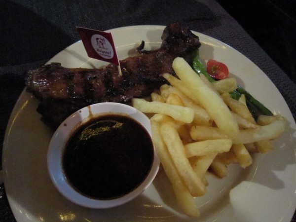 pecinta lemak bisa memesan australian tenderloin steak.jpg