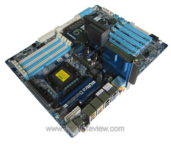 Gigabyte X58A-UD9: A Massive Board for a Massive Score 1 ud9 board