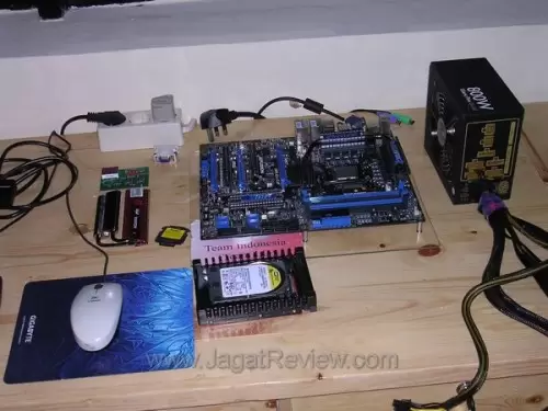 Lebih Dekat Dengan Lab Overclocking Jagat Review 3 DSCN0715