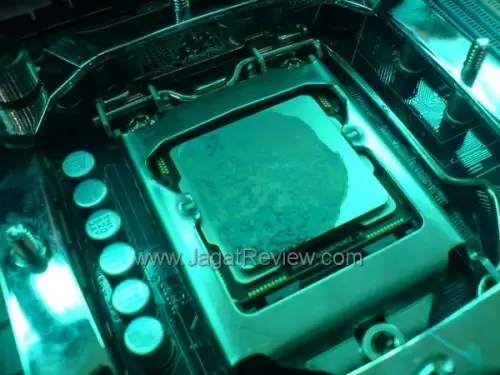 Perbandingan Metode Pengolesan Thermal Paste 2 thermal biasa 2