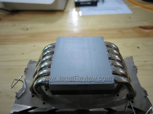 Perbandingan Metode Pengolesan Thermal Paste 3 thermal rata 3