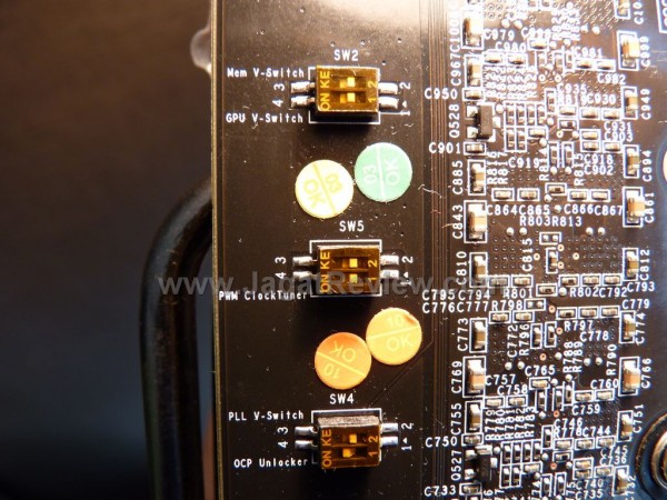 MSI GTX480 Lightning_12_R MSI GTX480 Lightning 12 R