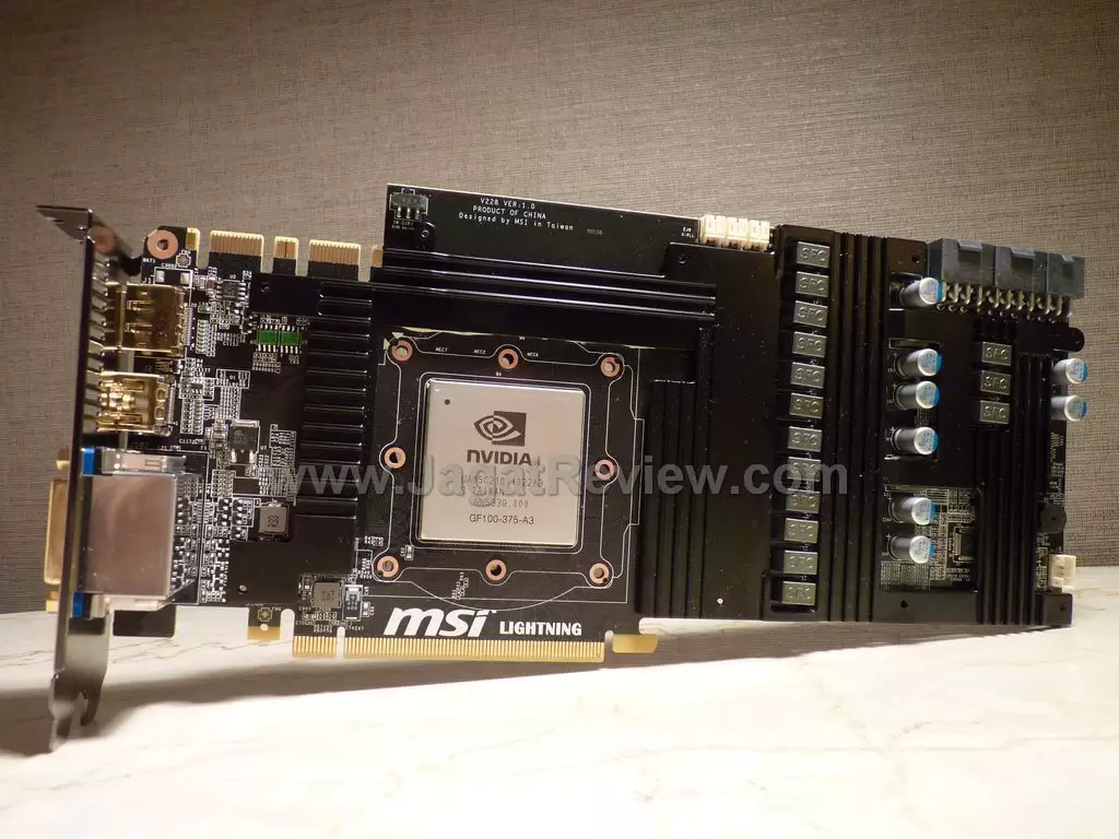 King of The Beast - MSI GTX480 Lightning 14 MSI GTX480 Lightning 5 R