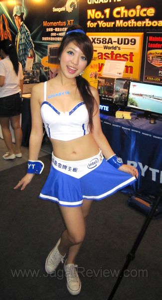 gooc 2010 final 05 booth babes gooc 2010 final 05 booth babes