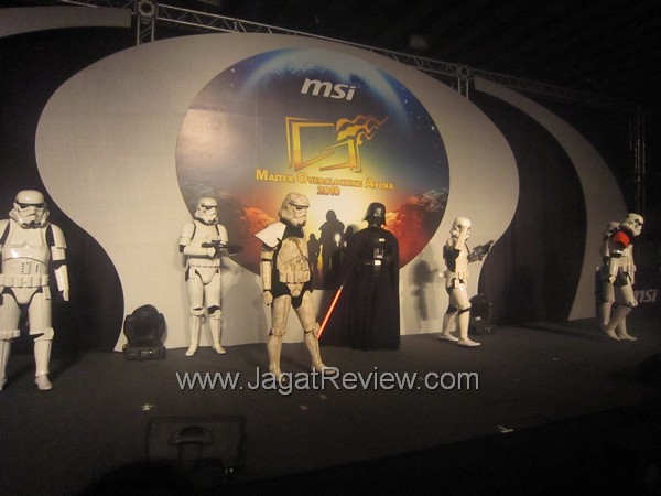 msi moa 2010 closer 005