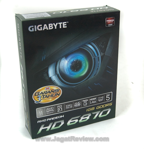 Unboxing: Gigabyte AMD Radeon HD 6870 1 GB 12 6870 + 6850