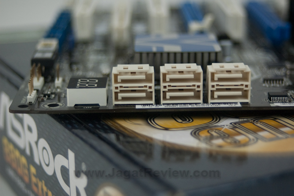 Asrock890GX_Extreme3_SATA