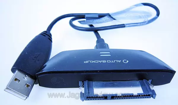 Seagate GoFlex Upgrades: Fungsionalitas Tinggi 6 GoFlex USB 2.0 AutoBackup Cable