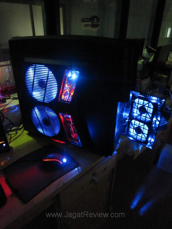 Gaming Case Azza Hurrican 2000: Ada Harga, Ada Kualitas 10 IMG 6676