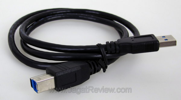 CFI Storage 4 Bay - Bonus kabel USB CFI Storage 4 Bay Bonus kabel USB