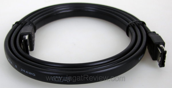 CFI Storage 4 Bay - Bonus kabel esata CFI Storage 4 Bay Bonus kabel esata