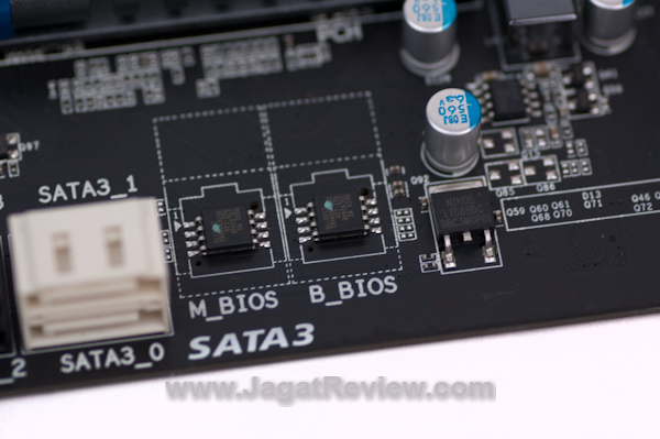 GigabyteP67A-UD4_DualBios GigabyteP67A UD4 DualBios