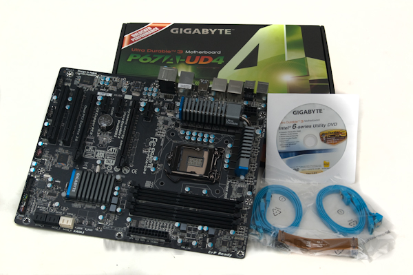 GigabyteP67A-UD4_Perlengkapan GigabyteP67A UD4 Perlengkapan