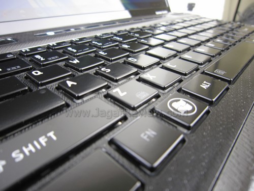 Toshiba M645 9 Toshiba M645 9