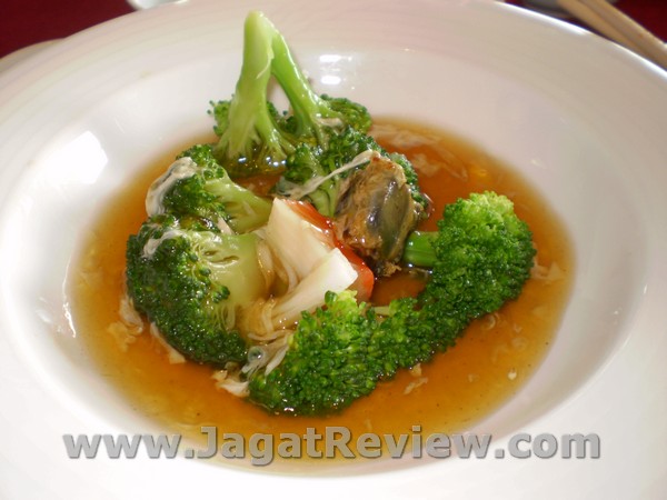 OLYMPUS DIGITAL CAMERA PA310221