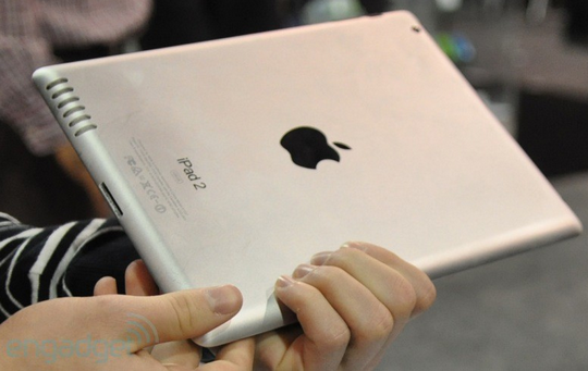 Rumor: iPad 2 akan Diluncurkan Dalam Waktu Dekat 10 new apple ipad 2 ipad2
