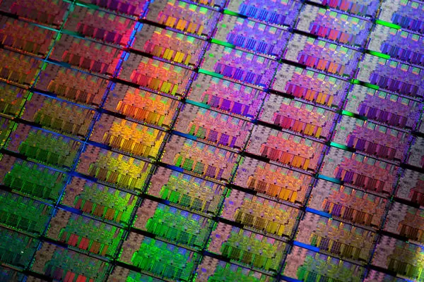 Review Intel Sandy Bridge – Arsitektur, Teknologi, dan Feature 11 sandybridge wafer