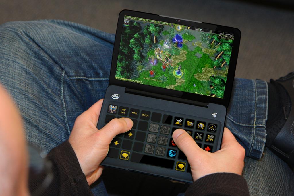 Razer Perkenalkan Konsep PC Gaming Tablet – Switchblade 23 switchblade12