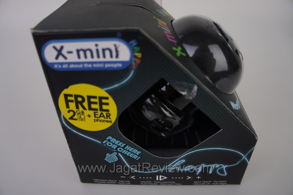 unboxing creative sound blaster xmini 006