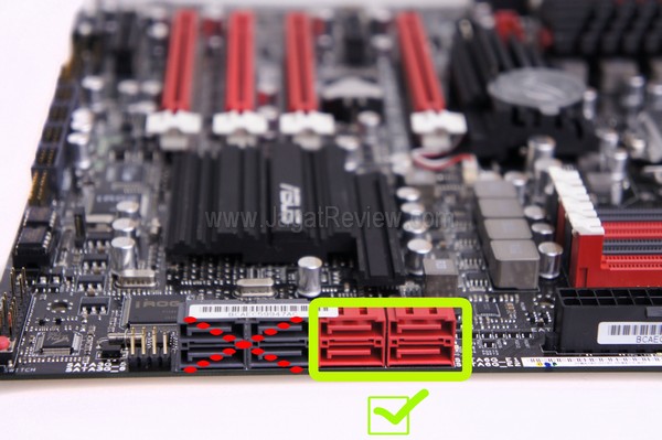 SONY DSC ASUS Maximus IV Extreme SATA