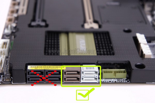 SONY DSC ASUS Sabretooth P67 SATA