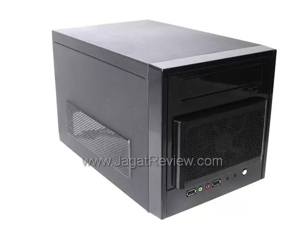 Review HTPC Case CFI-A9849 6 IMG 9153