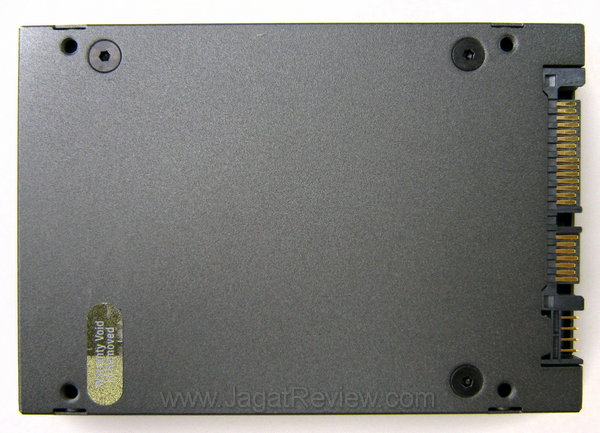 Kingston Vplus 100 64 GB Tampak Belakang Kingston Vplus 100 64 GB Tampak Belakang