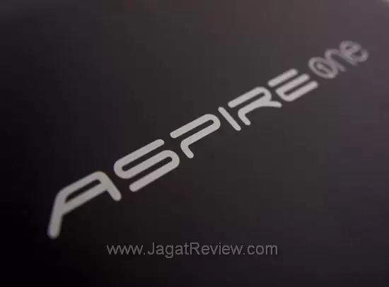 Acer Aspire One 522: Netbook AMD C-50 dengan Harga Murah 9 DSC07274