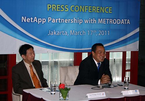 NetApp dan PT Metrodata e-Bisnis Menghadirkan Cloud Computing di Indonesia 1 NetApp MEB1