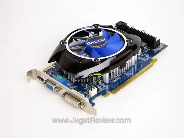 Review (Galaxy) NVIDIA GeForce GTX 550 Ti: The Cheapest GTX 500 a Gamer Can Get 15 galaxy nvidia gtx 550 ti card 1