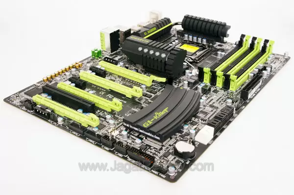 Review-Gigabyte G1.Assassin: High-end Gaming in “Military” Style, Part 1 (Features) 11 gigabyte g1 assassin board 4
