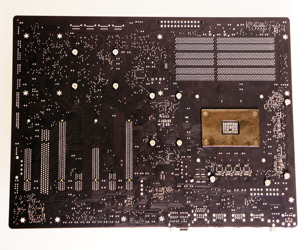 gigabyte g1 assassin board bottom view gigabyte g1 assassin board bottom view