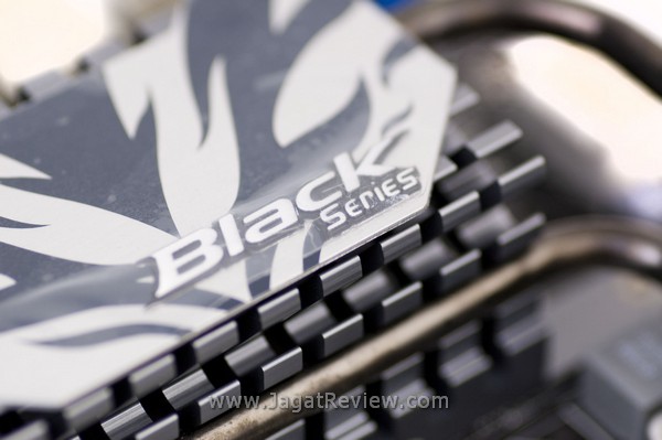 Board Black Series CloseUp1