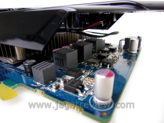 Review Sapphire HD 5750 Vapor-X: VGA Mainstream dengan Teknologi HSF Vapor Chamber 2 IMG 0992