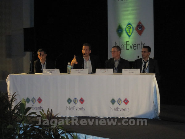 NetEvents 2011: Solusi Datacenter – Fisik atau Virtual? 5 IMG 9258