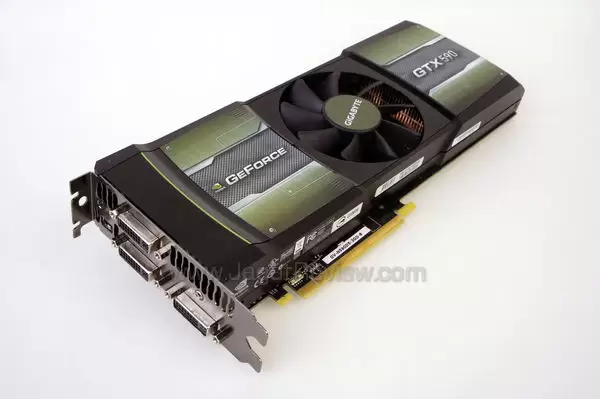 Review Gigabyte GeForce GTX 590: VGA High-End dengan Kemasan Unik nan Mewah 11 gigabyte gtx 590 card 1