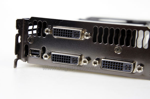 gigabyte gtx 590 display connector