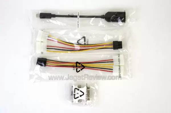 gigabyte gtx 590 sales package 3