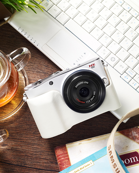 Review: Samsung NX100 1 00770 samsung