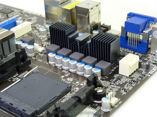 ASRock 890GX Pro3_4 ASRock 890GX Pro3 4