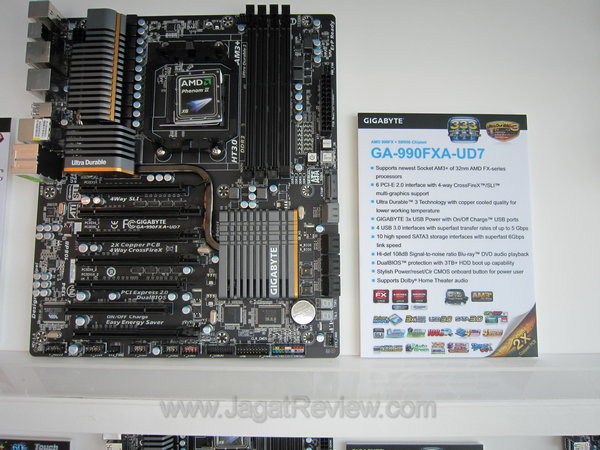 GA-990FXA-UD7 GA 990FXA UD7