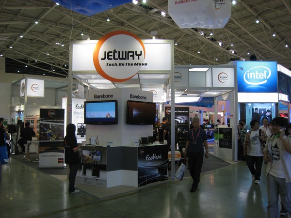 Computex 2011 Booth Raid: Jetway 4 IMG 3593