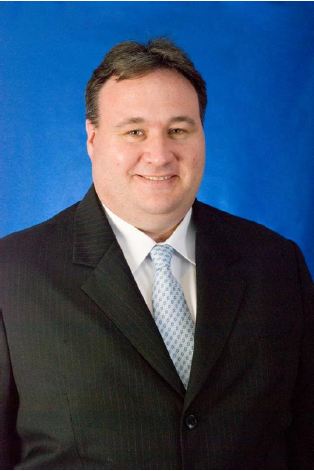 CIO di Indonesia Tidak Tahu Harus Memulai Dari Mana 2 par botes ems