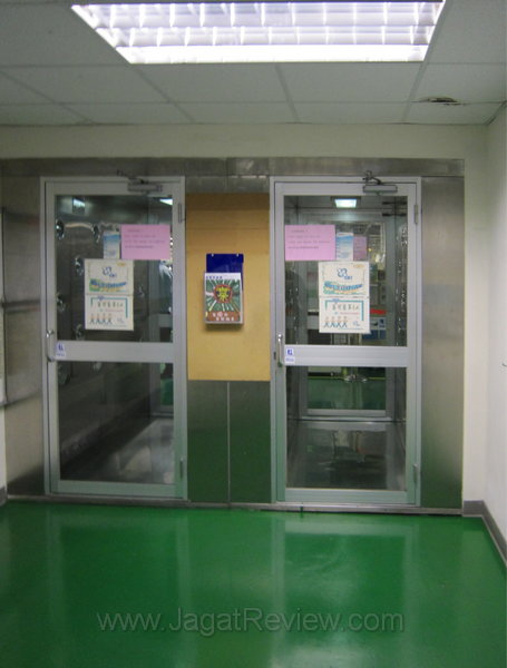 09. Ruang mandi udara 09. Ruang mandi udara