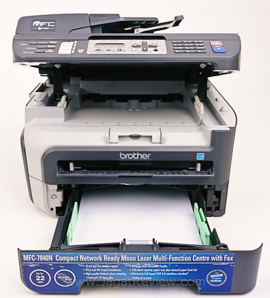 Review Brother MFC-7840N 8 20110613 SAM 9511